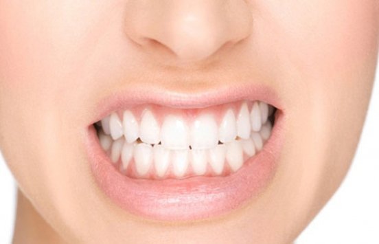 Hareketli diş protezi yaptırırken bunlara dikkat!