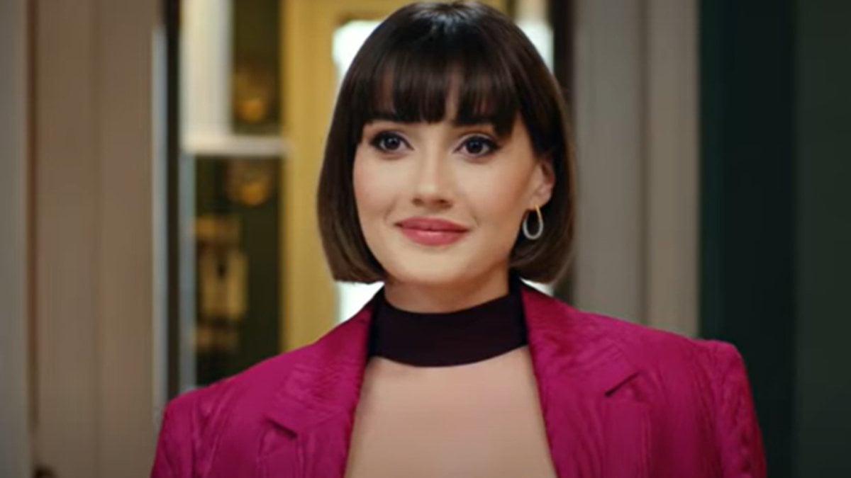 Sevda Erginci gömleğinin düğmelerini açınca…’Hazine göründü’