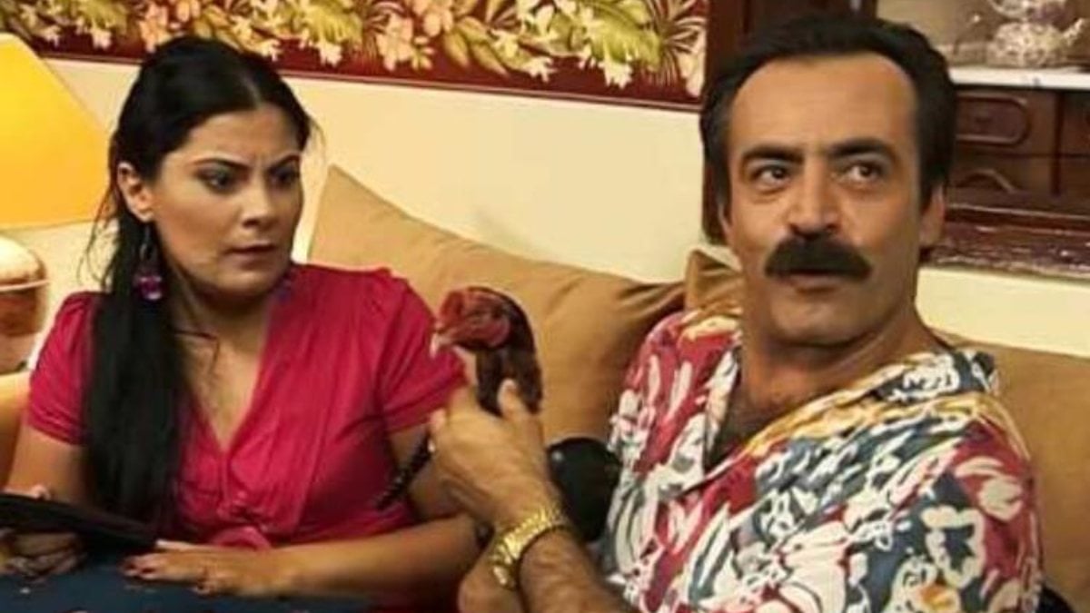 Akasya Durağı’nın Gülbin’i güneşe karşı açıldı, fiziğini gören bakakaldı! ‘Gülübik’e bak sen’
