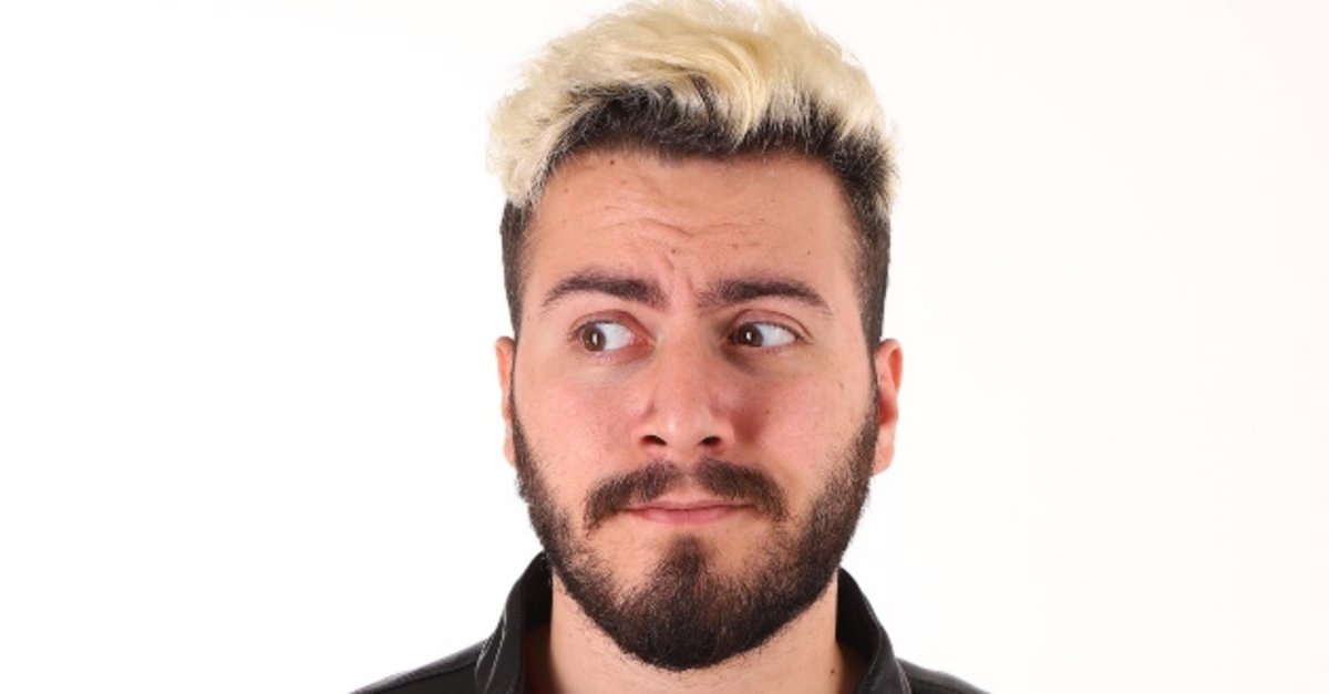 Enes Batur Kimdir?