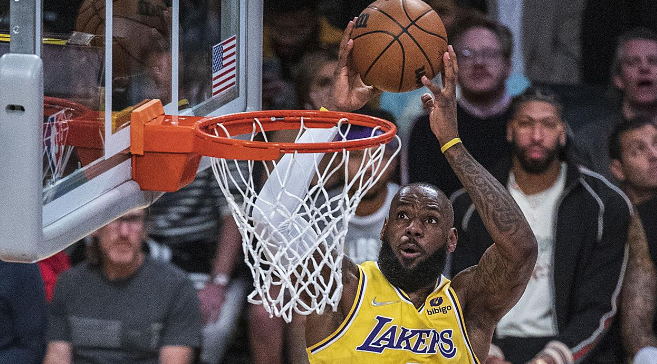 Lebron James Yine Rekor Kırdı