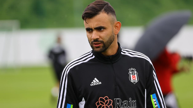 Ghezzal’dan Haber Bekleniyor