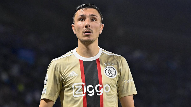 Ajaxlı Futbolcu Özür Diledi