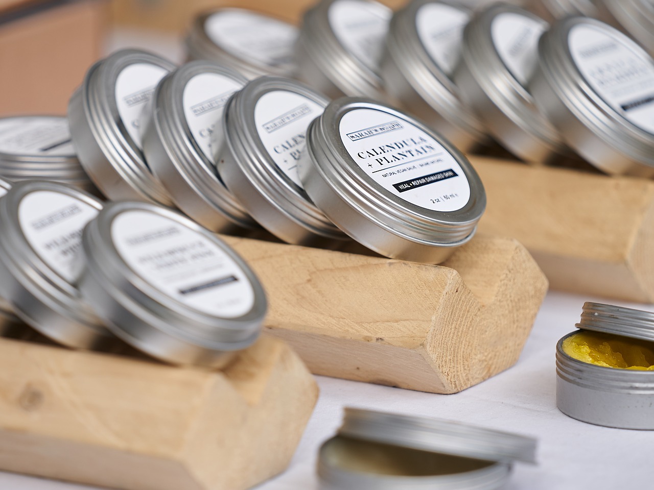 En İyi Egzama Kremi: Eucerin mi, CeraVe mi?