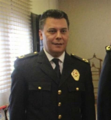 Şinasi Yüzbaşıoğlu Kimdir?