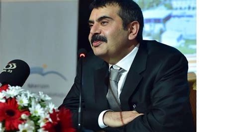 Yusuf Tekin Kimdir?