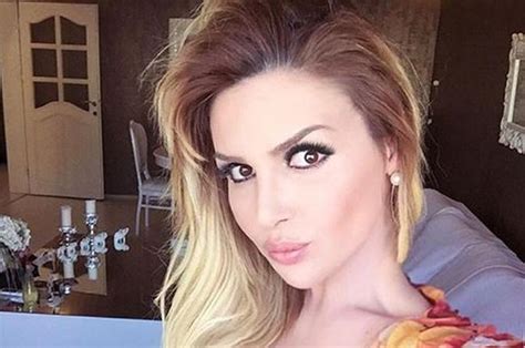 Selin Ciğerci Kimdir?