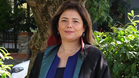 Filiz Saraç Kimdir?