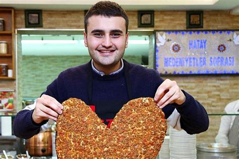 Czn Burak Kimdir?