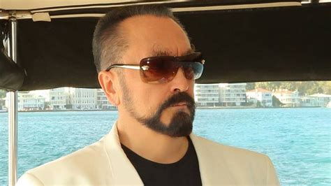 Adnan Oktar Kimdir?