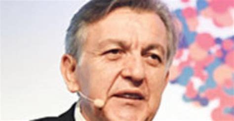 Bekir Ağırdır Kimdir?
