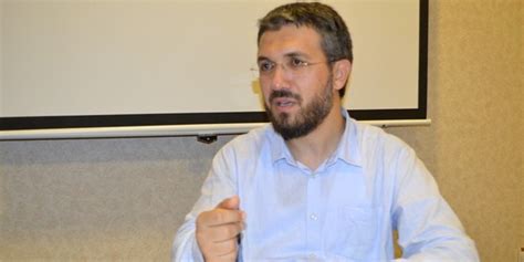 İhsan Şenocak Kimdir?