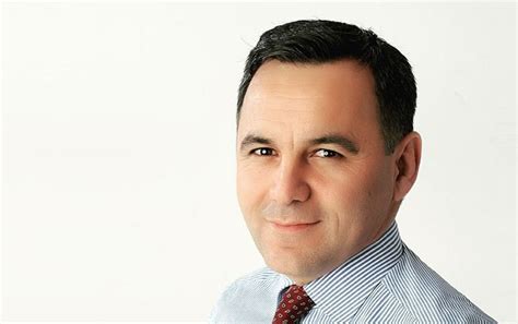 Deniz Zeyrek Kimdir?