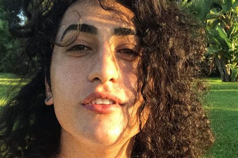 Gaga Bulut Kimdir?