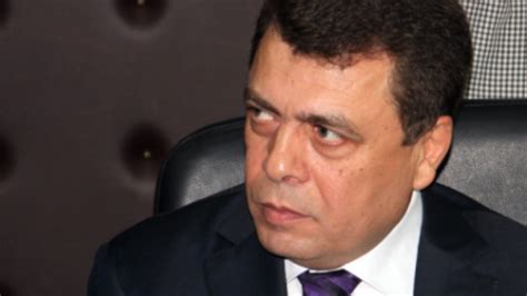 Pevrul Kavlak Kimdir?