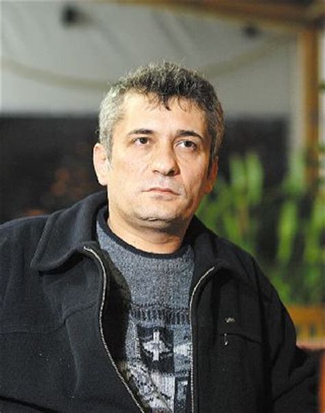 Adil Serdar Saçan Kimdir?