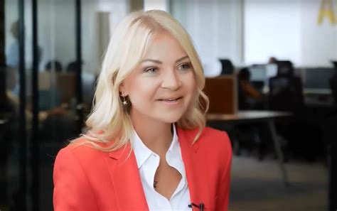 Ebru Baki Kimdir?