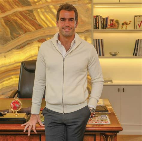 Selim Şankaya Kimdir?