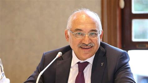 Mehmet Büyükekşi Kimdir?