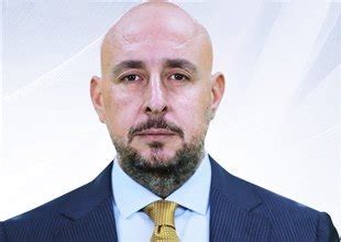 Uğur Poyraz Kimdir?