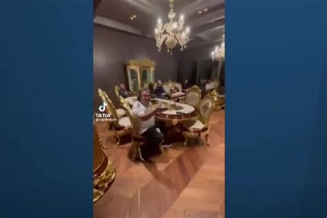 Atıf Harmanda Kimdir?