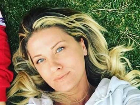 Zeliha Saraç Kimdir?