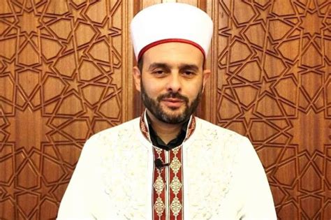 Halil Konakci Kimdir?