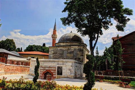 Merkez Efendi Kimdir?