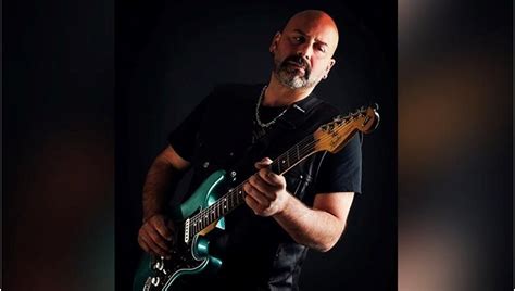 Müzisyen Onur Şener Kimdir?