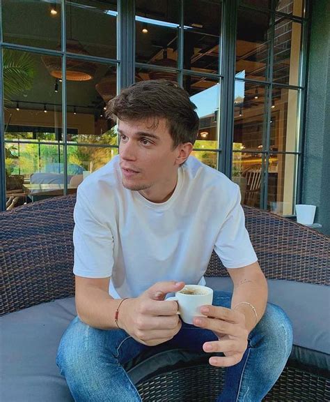 Kardeşlerim Kaan Kimdir?