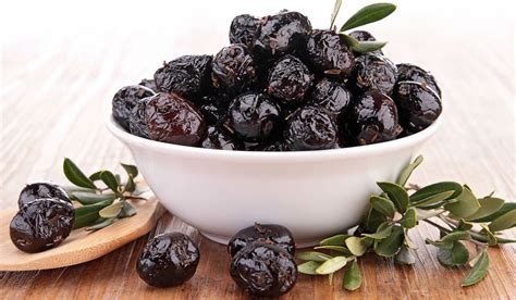 Siyah Zeytin Rüyası: Rüyada Siyah Zeytin Görmek