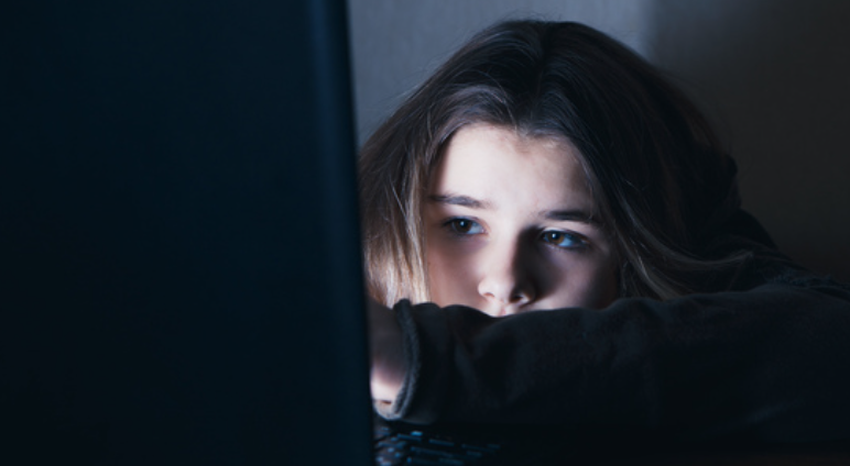 Prof. Dr. Dokgöz’den Ailelere Uyarı Siber Suçlar Küresel Sorun Haline Geldi