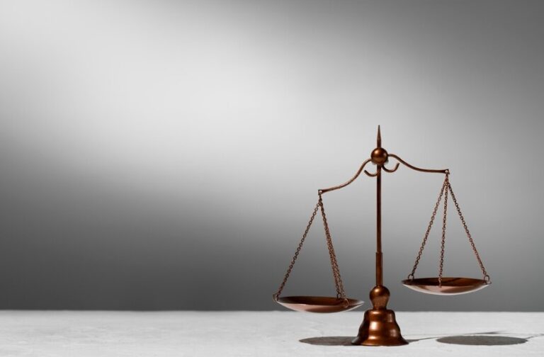 Hukuki Süreçlerin Karmaşıklığından Kurtulmanın Yolları Nelerdir?