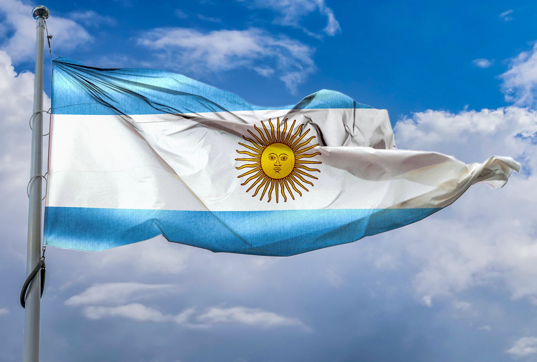 Arjantin vatandaşlığı için Arjantin’de doğum yapmak yeterli mi?